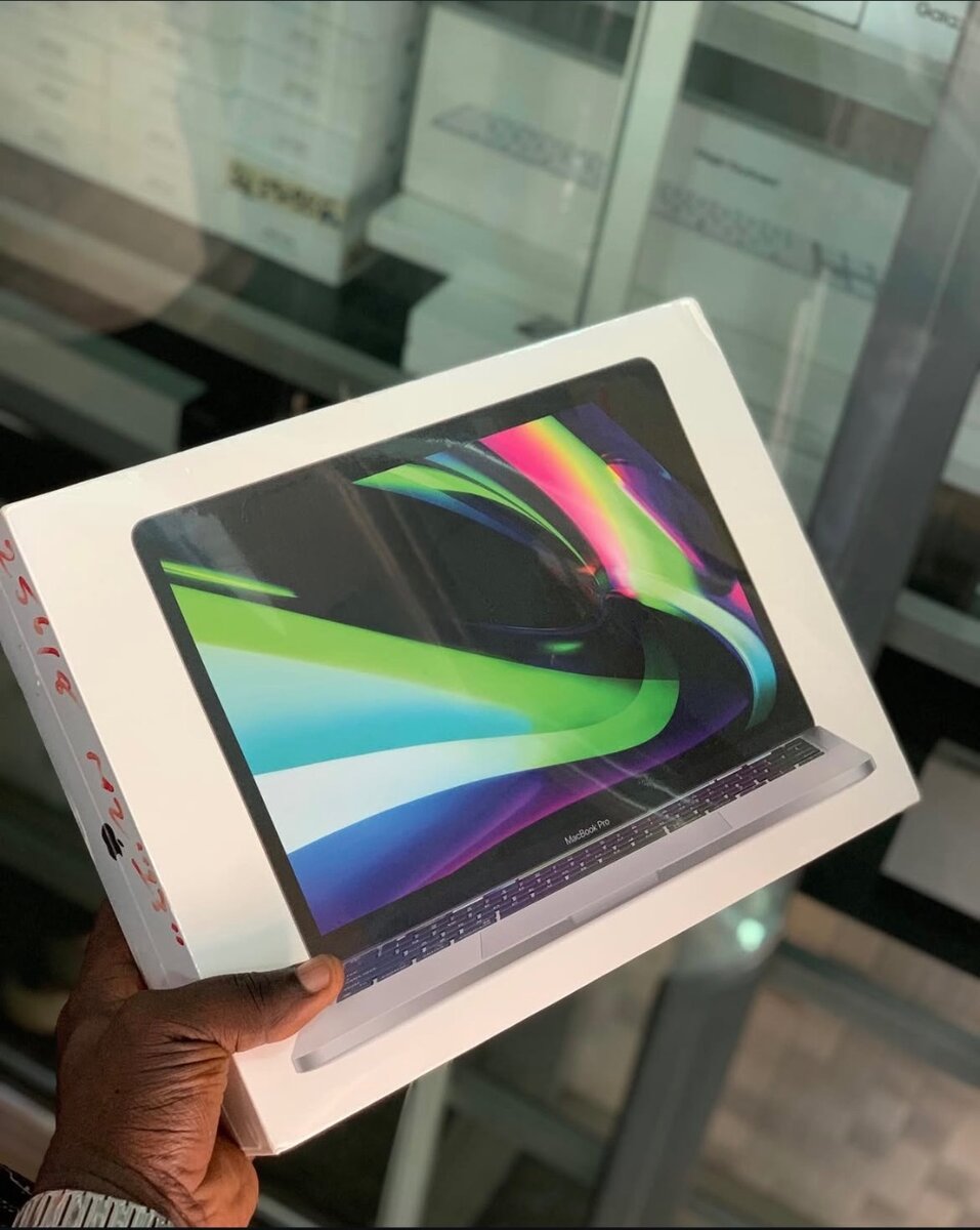 13-INCH MACBOOK PRO WITH APPLE M2 CHIP