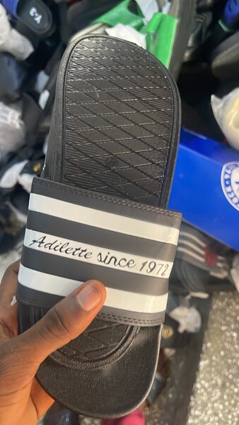 Adidas Adilllete Slides