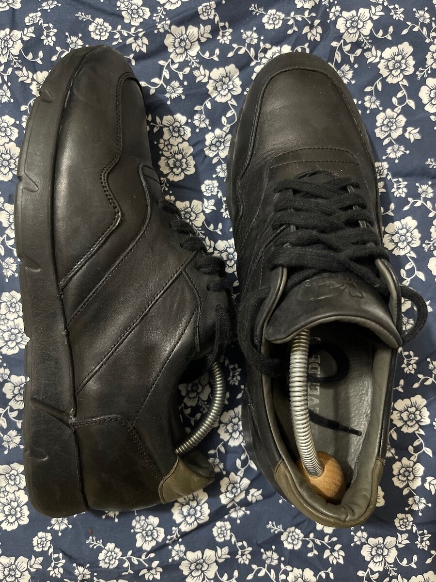 Baskets en cuir noir élégantes