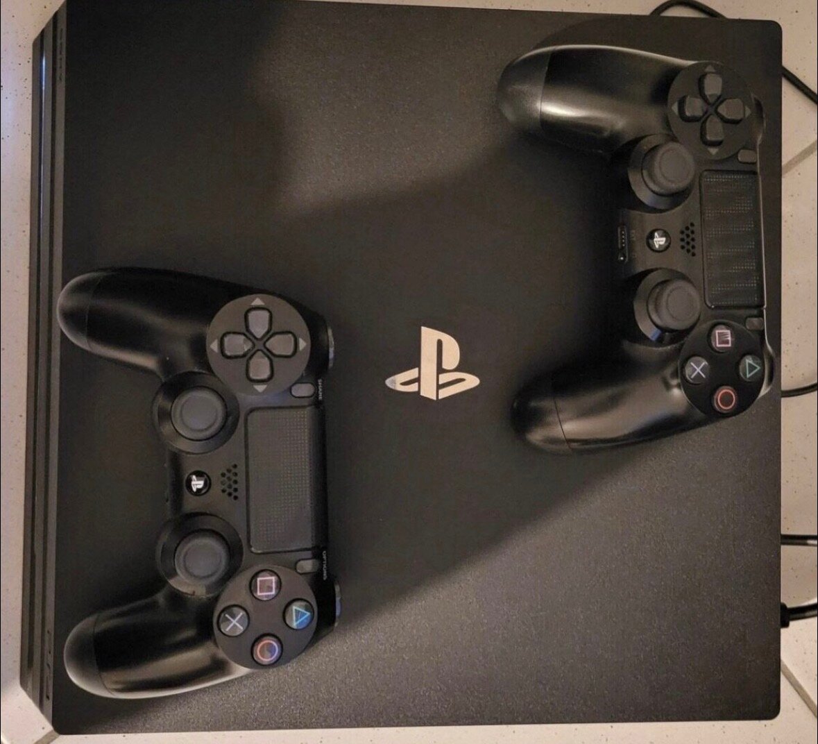 Console de jeu PS4 Pro