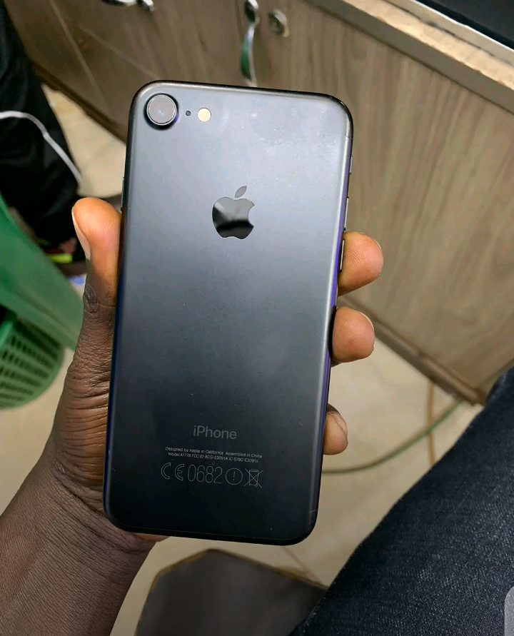 IPhone 7 noire