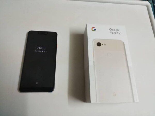Google pixel 3XL 128gb in box