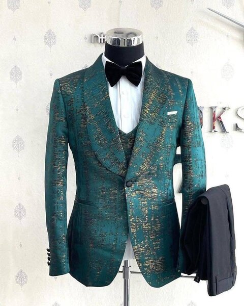 Costume élégant pour hommes