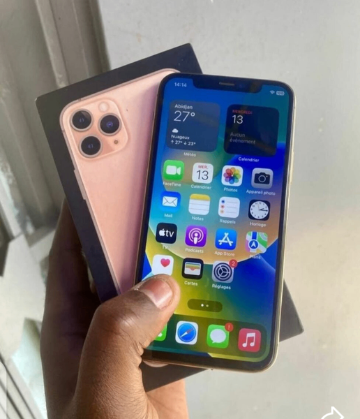 iPhone 11 Pro Or 64Go