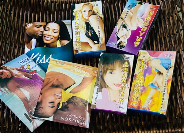 18Préservatifs + 8 lubrifiants