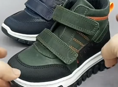 Осенние ботинки с зимней подошвой сочетает в себе комфорт демисезонной модели и надежную защиту от холода, как у зимней обуви 🇹🇷Турция 🏷️размеры 26-30