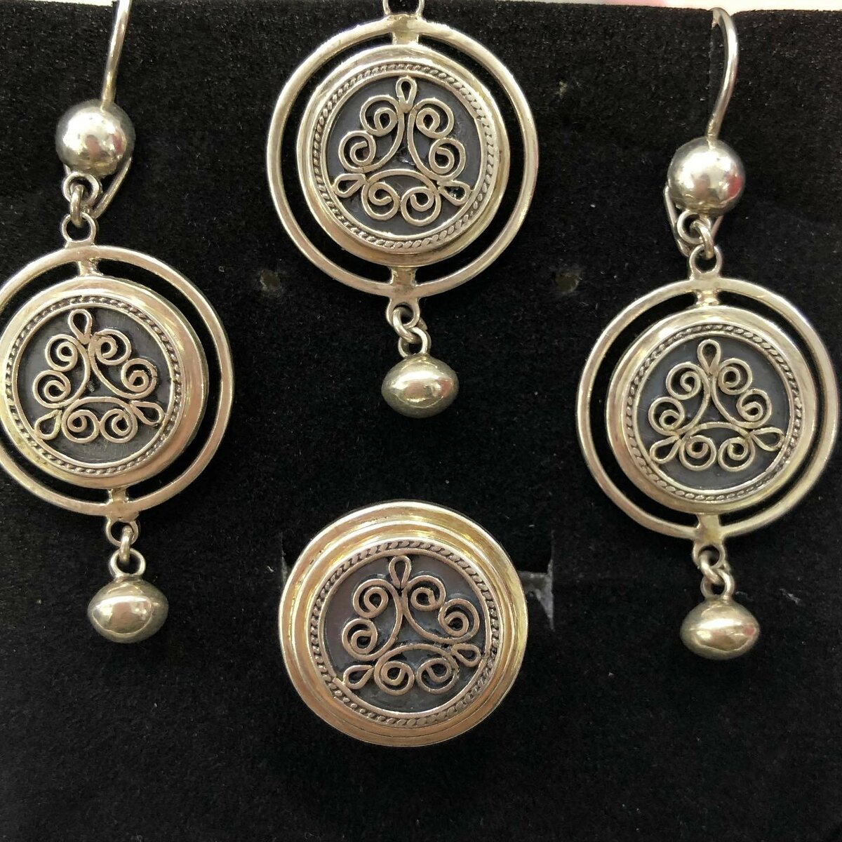 ЭТНО-КОМПЛЕКТЫ с натуральными камнями