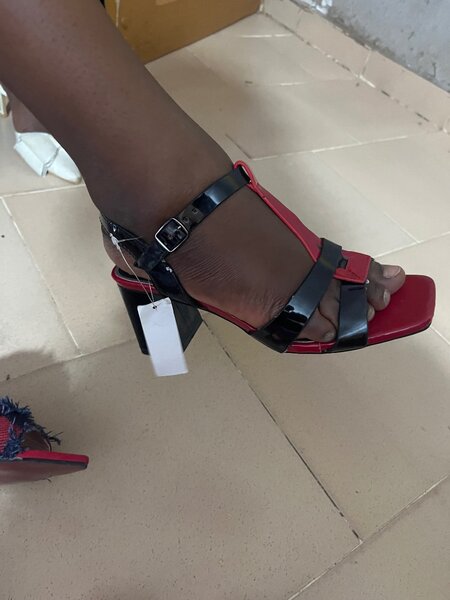 Sandales à talons colorées