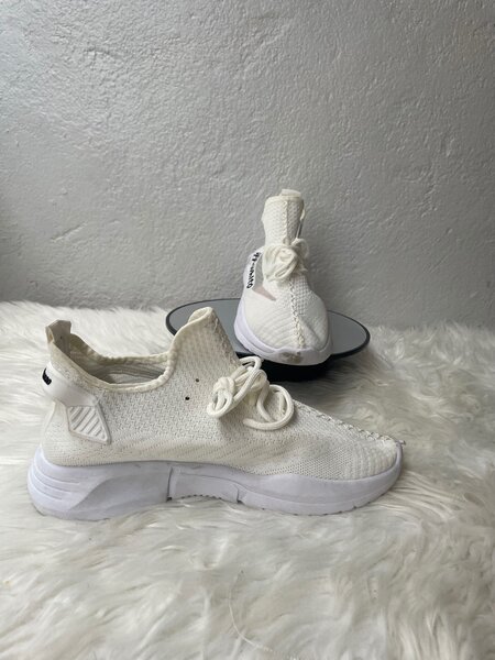 Baskets légères blanches femme