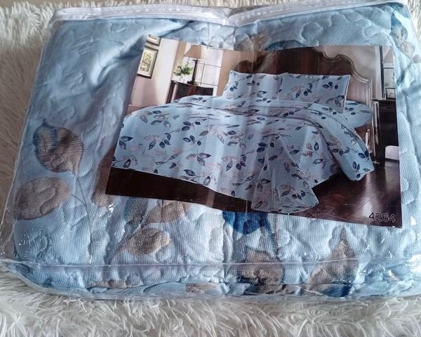 Duvet With 2 Pillow Cases