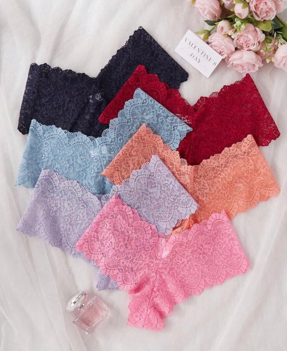 Lot de 03 culottes en dentelle