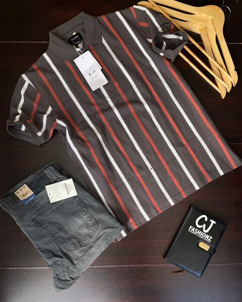 Jeans and T-shirt combo