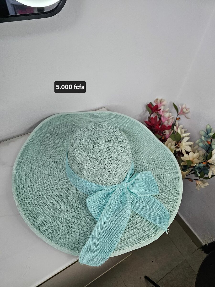 Chapeau de soleil élégant