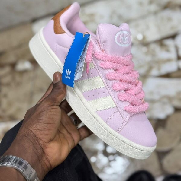 Adidas Baskets Roses Réconfortantes