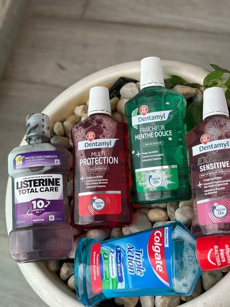 Bain de bouche frais et protecteur