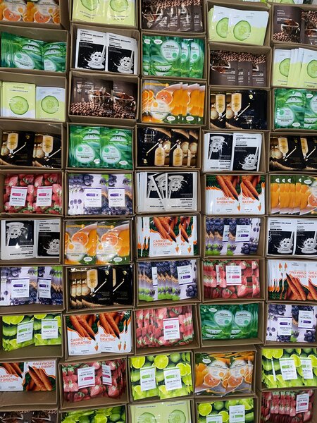 100 masques visage à 10mil