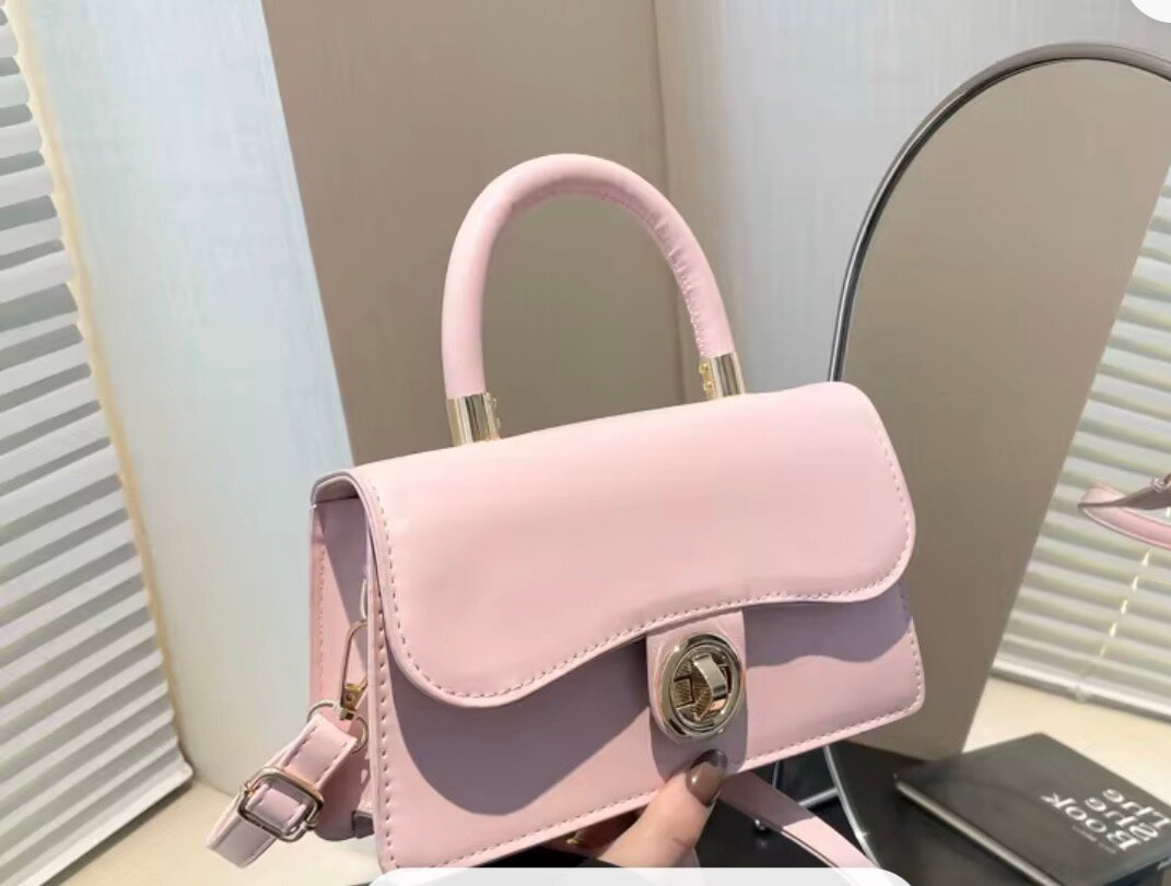 Sac à main élégant petit