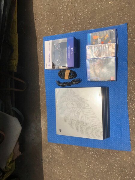 PlayStation 4 PS4 pro complet