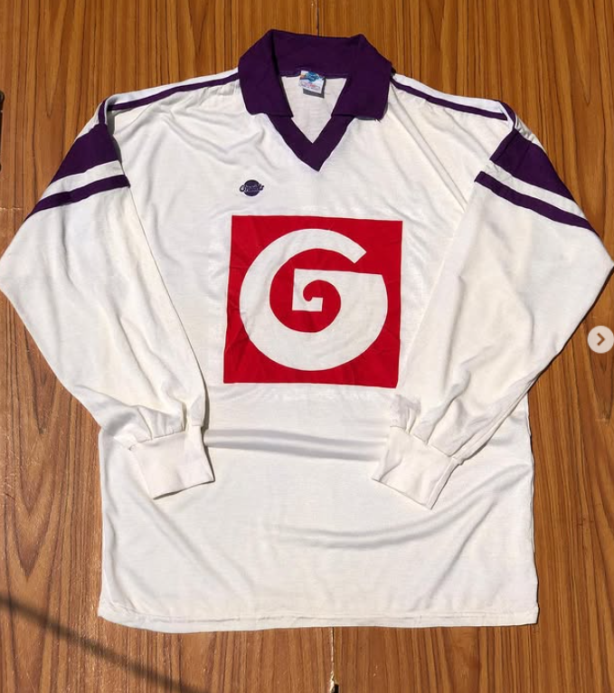 White jersey