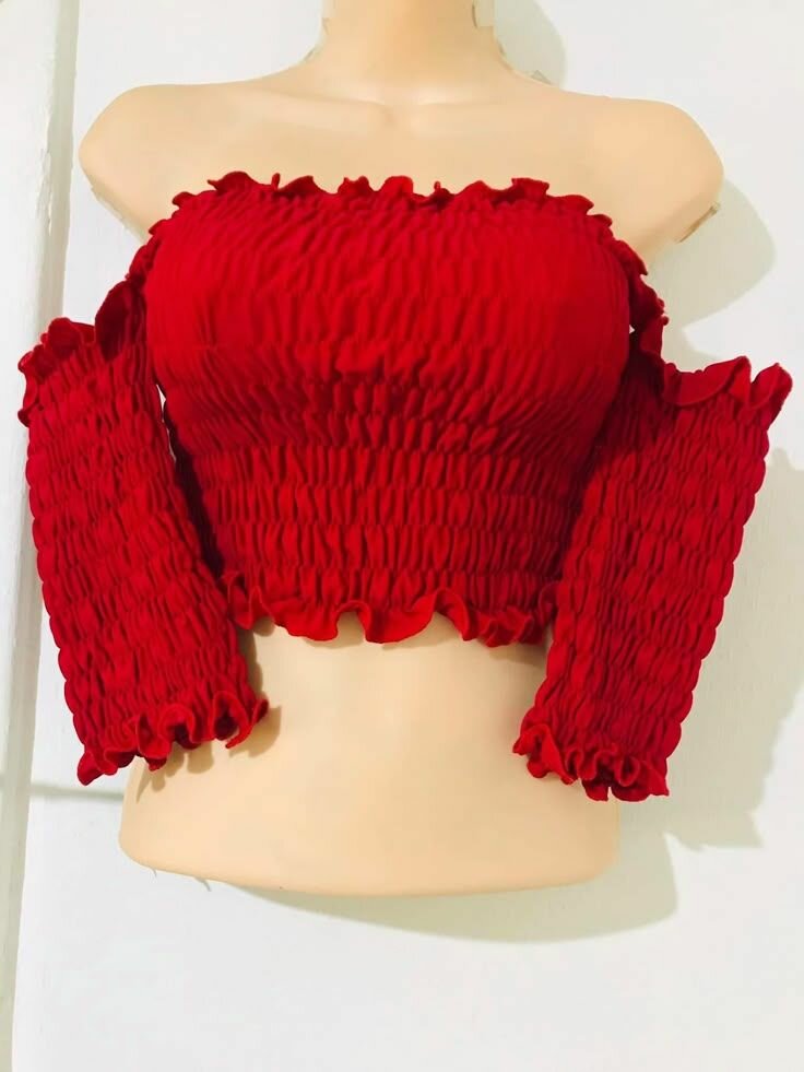 Haut rouge smocké femme