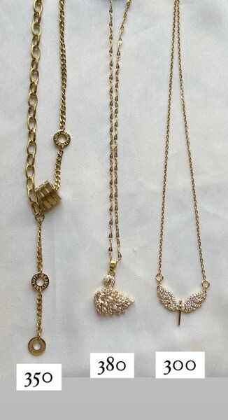 Все цепочки в наличии, цены на фото. Бижутерия