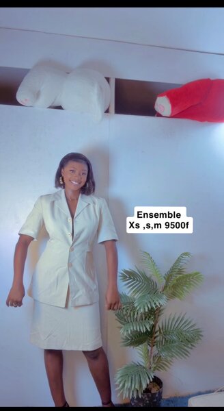 Tailleur Femme Élégant