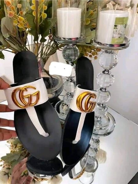 Gucci slippers