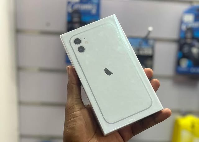 BRAND NEW IPHONE 🍏 pro 