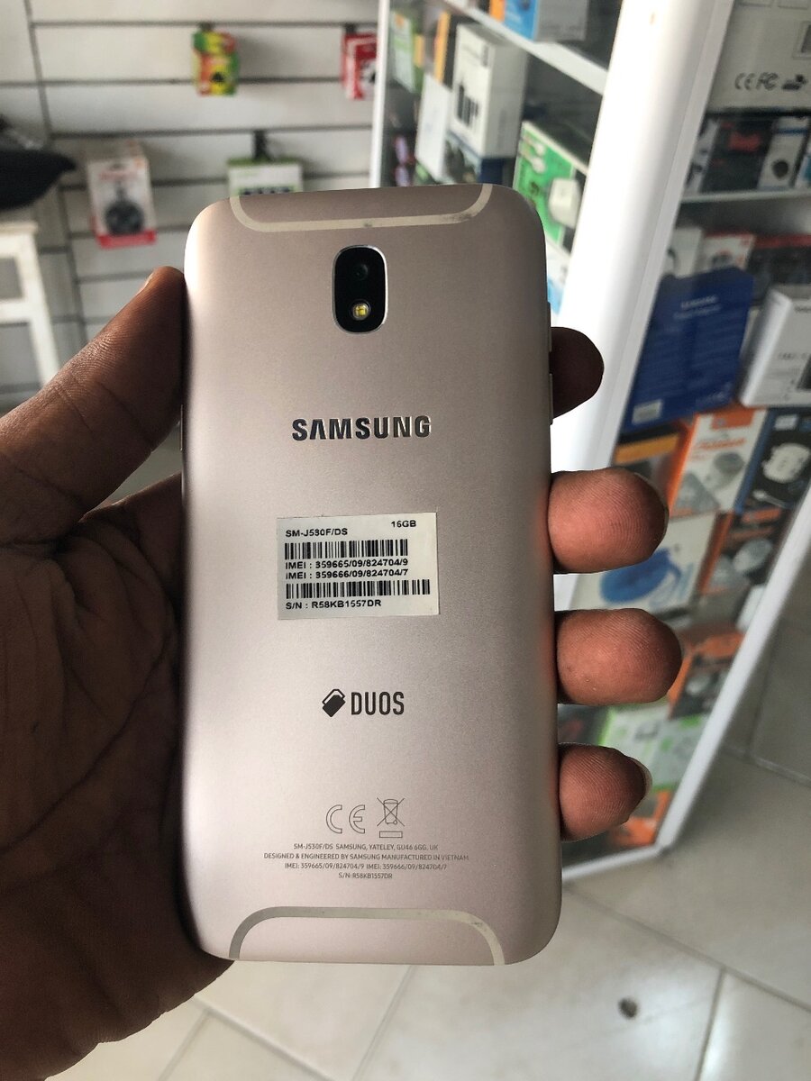 Samsung J5