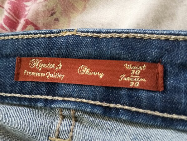 Hipster jeans for ladies