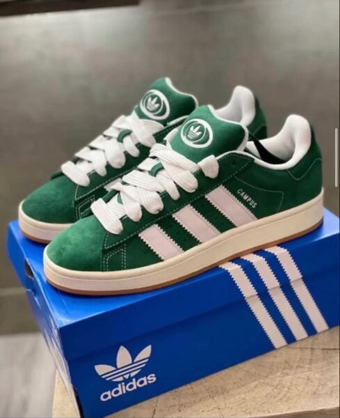 Adidas campus