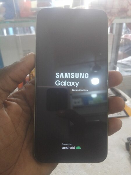 Samsung Galaxy Smartphone A 24