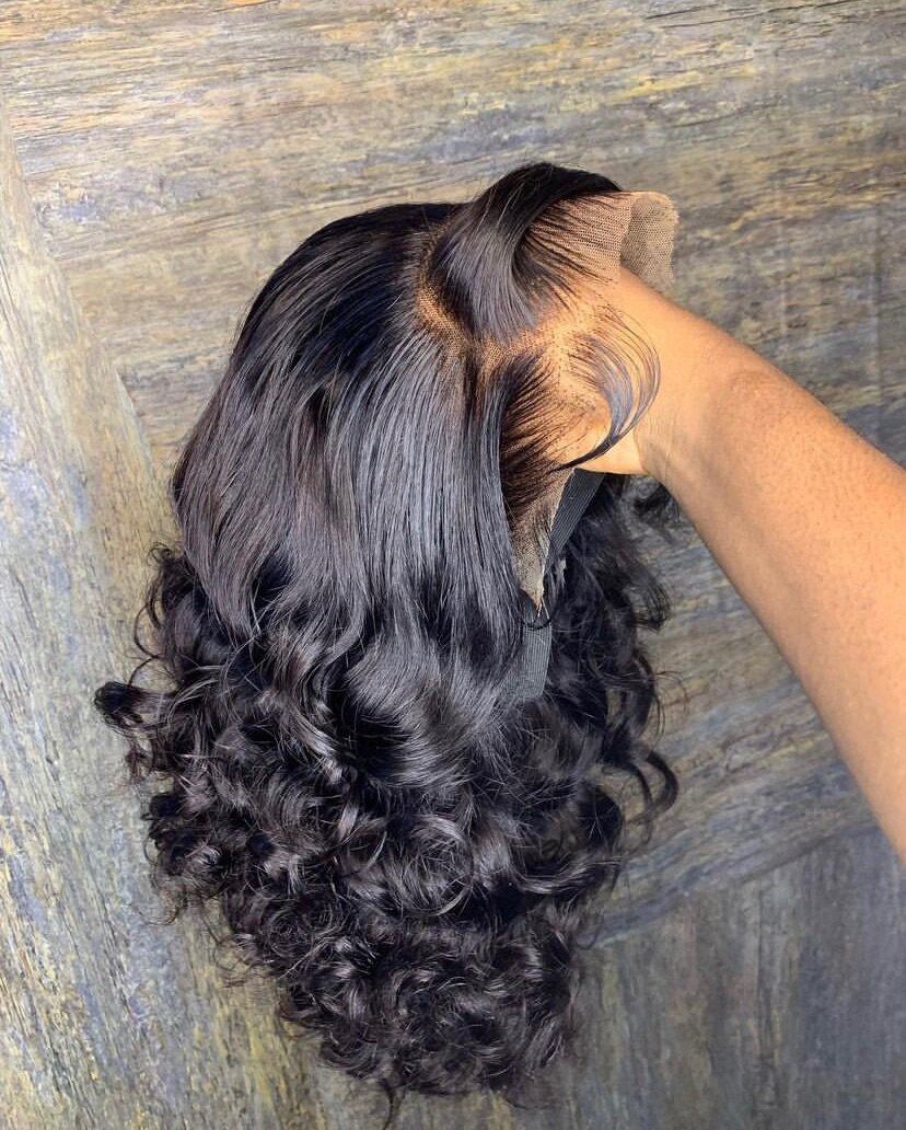 Glueless frontal wig