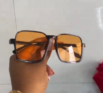 square sunglasses (color - orange)