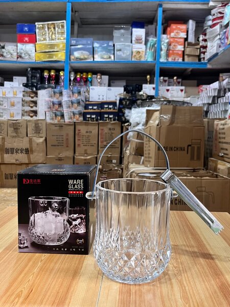 Seau à glace en verre élégant