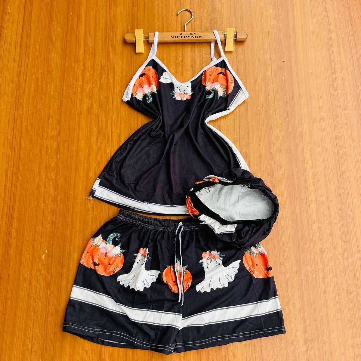 Ladies 3 in 1 nights wear available in all sizes