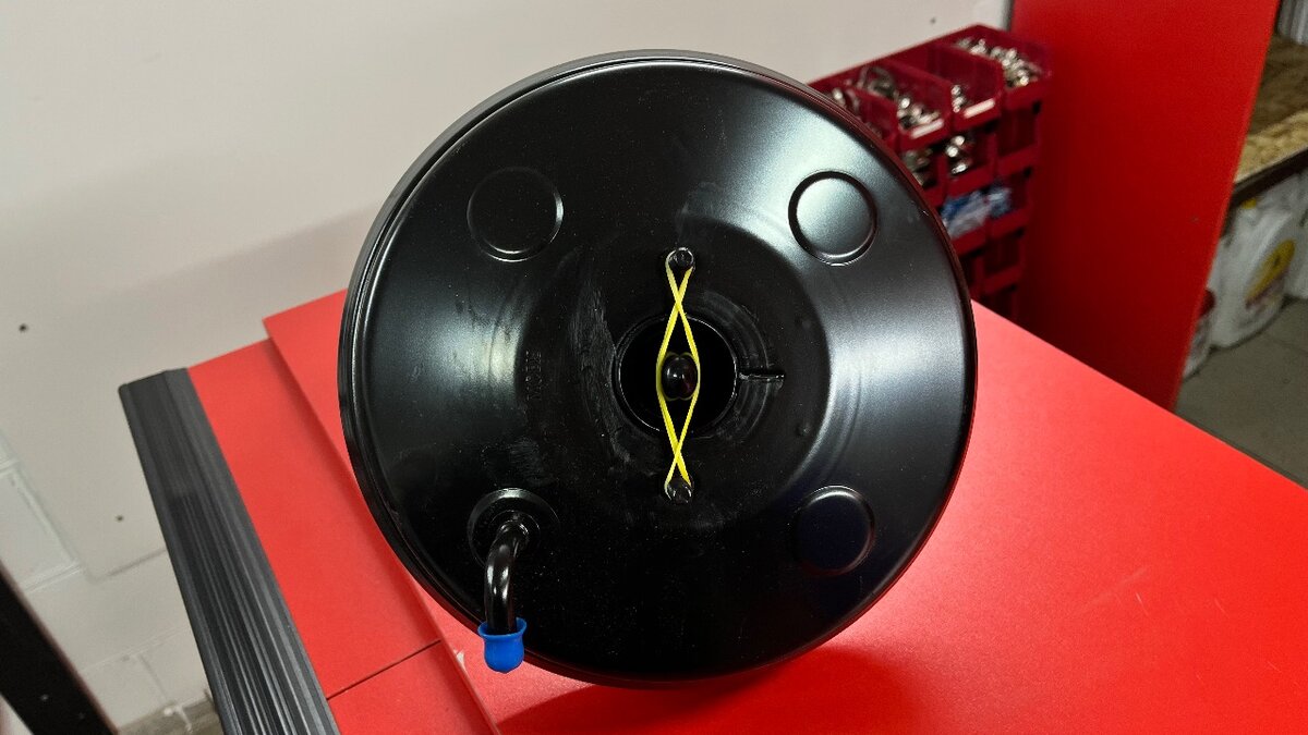 Вакуумный улисилитель тормозов