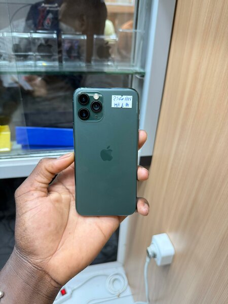*iPhone 11 Pro 256gb tout est