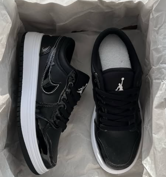 кроссовки Jordan