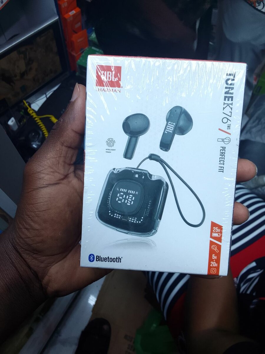 Écouteurs Bluetooth JBL Tune X76