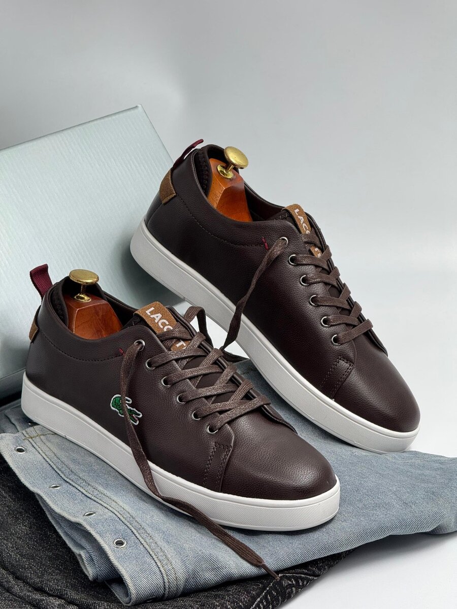 LACOSTE COFFEE AND WHITE