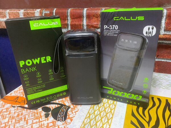 Chargeur Portatif PUISSANT Calus