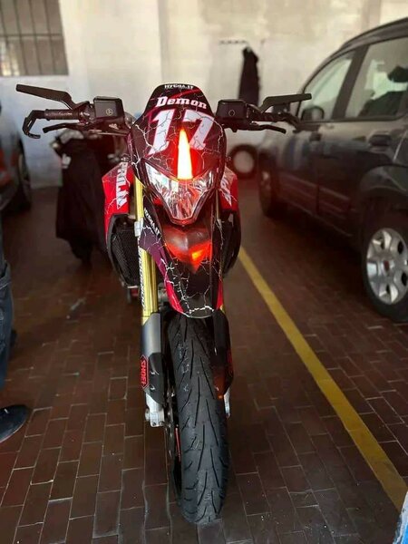 Moto Aprilia Rouge Sportive