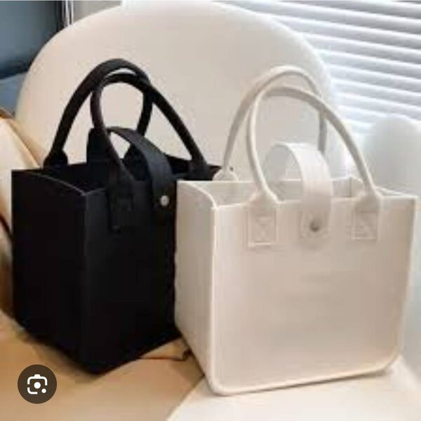 Sac en feutre noir