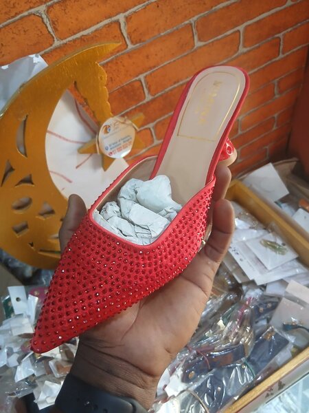 Mules en strass élégantes