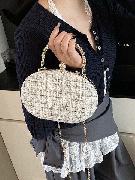 Sac à main élégant boucle dorée