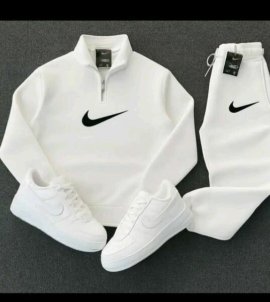 Ensemble de sport Nike blanc