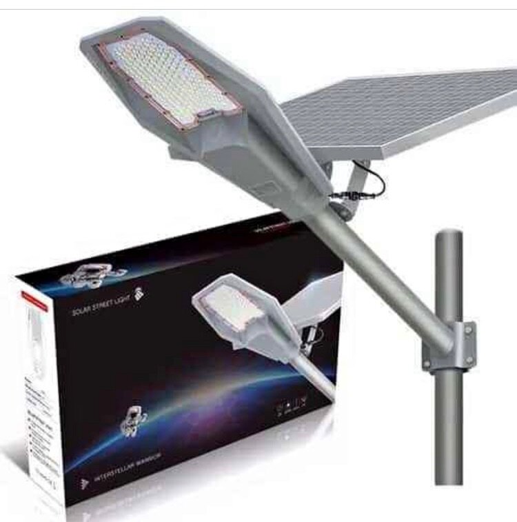 Lampadaire solaire robot 300w