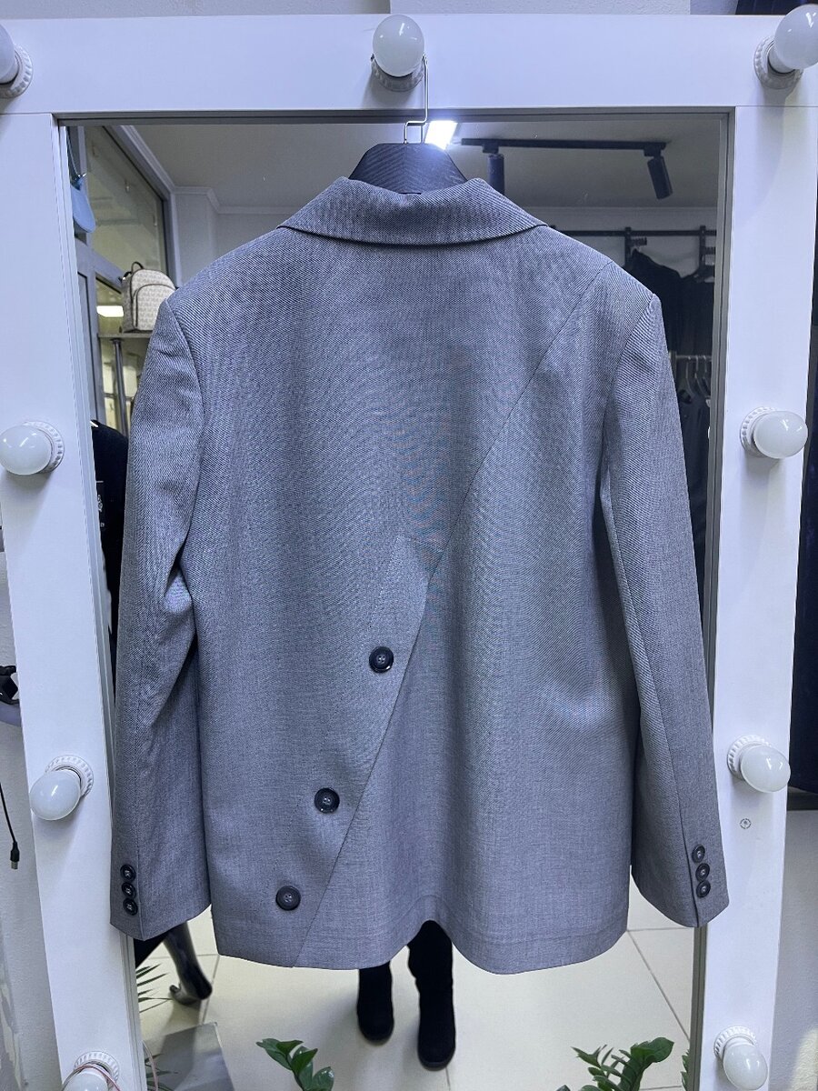 Женский пиджак