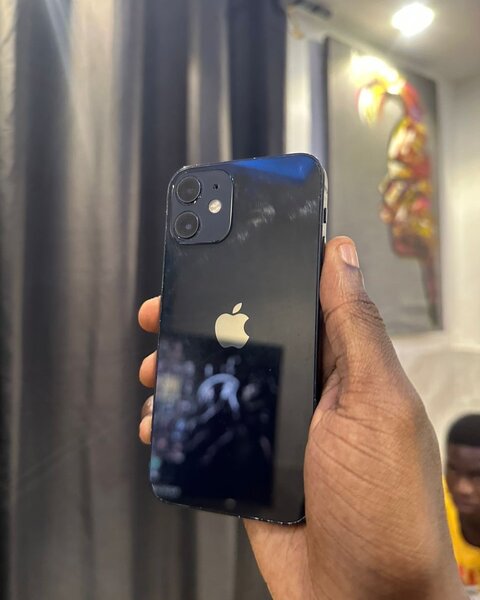 IPHONE 12 128GB - GOOD BATTERY HEALTH